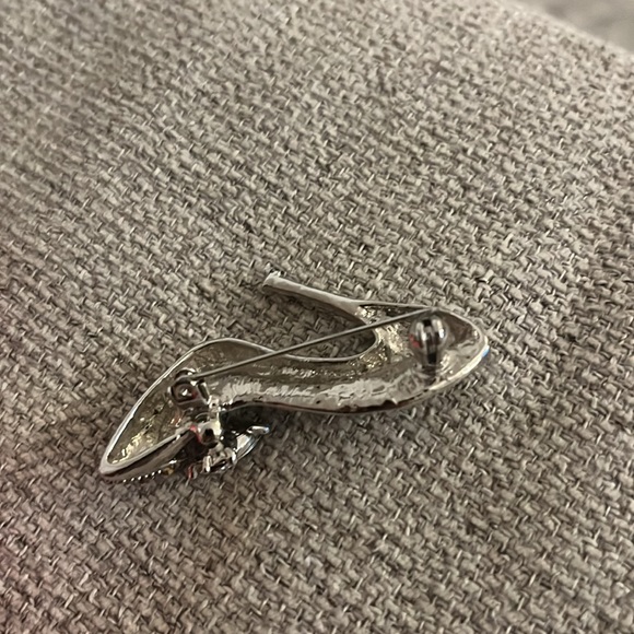 Shoe broach pin - Picture 3 of 3